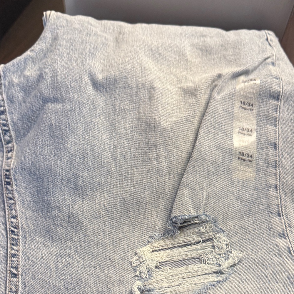 GAP Sky Blue Denim Pants - Picture 4 of 6